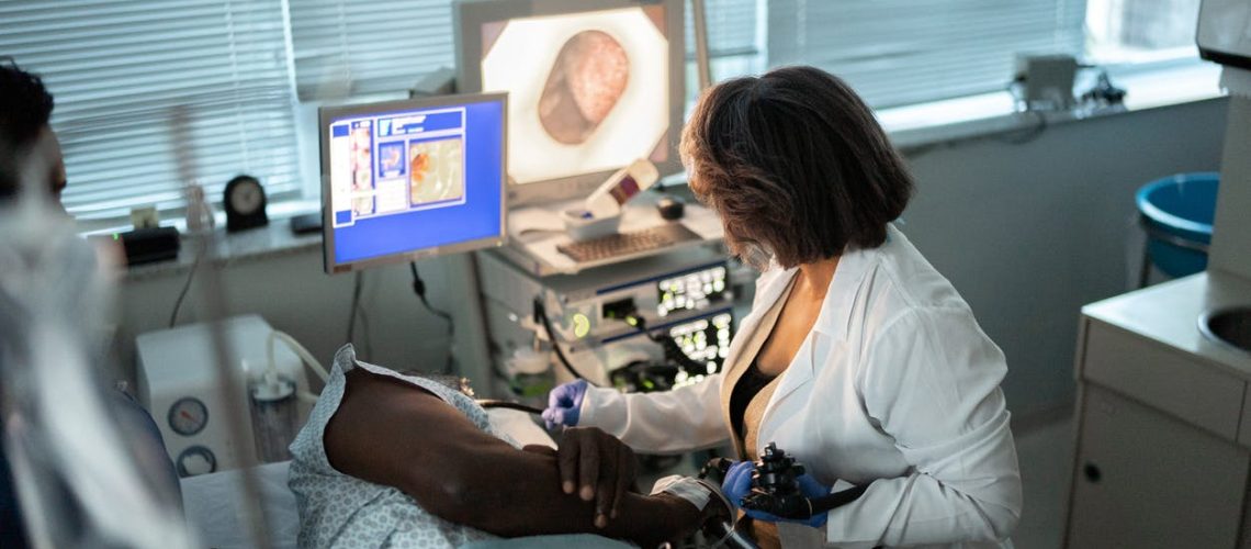 Comment se déroule une fibroscopie digestive ?